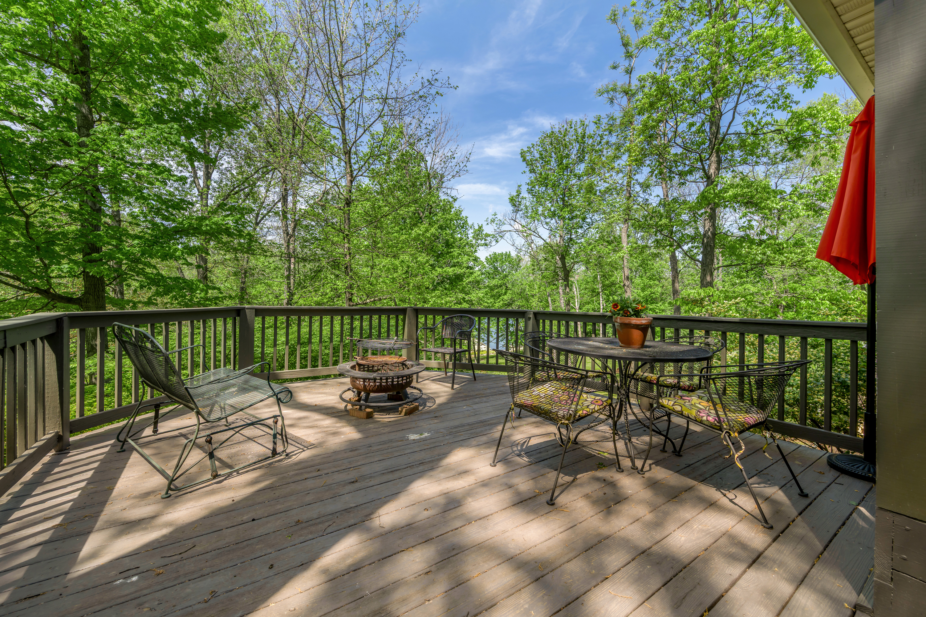  186 Hunter Drive - 物件實景