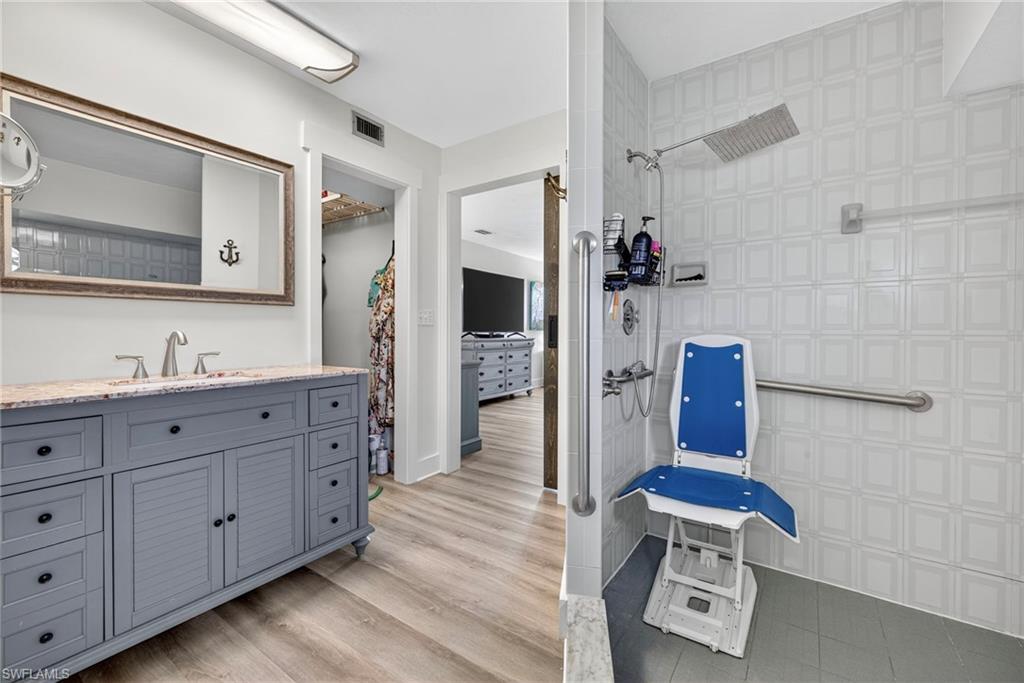 North Fort Myers, Florida, 33917, United States, 3 Bedrooms Bedrooms, ,2 BathroomsBathrooms,Residential,For Sale,1966159