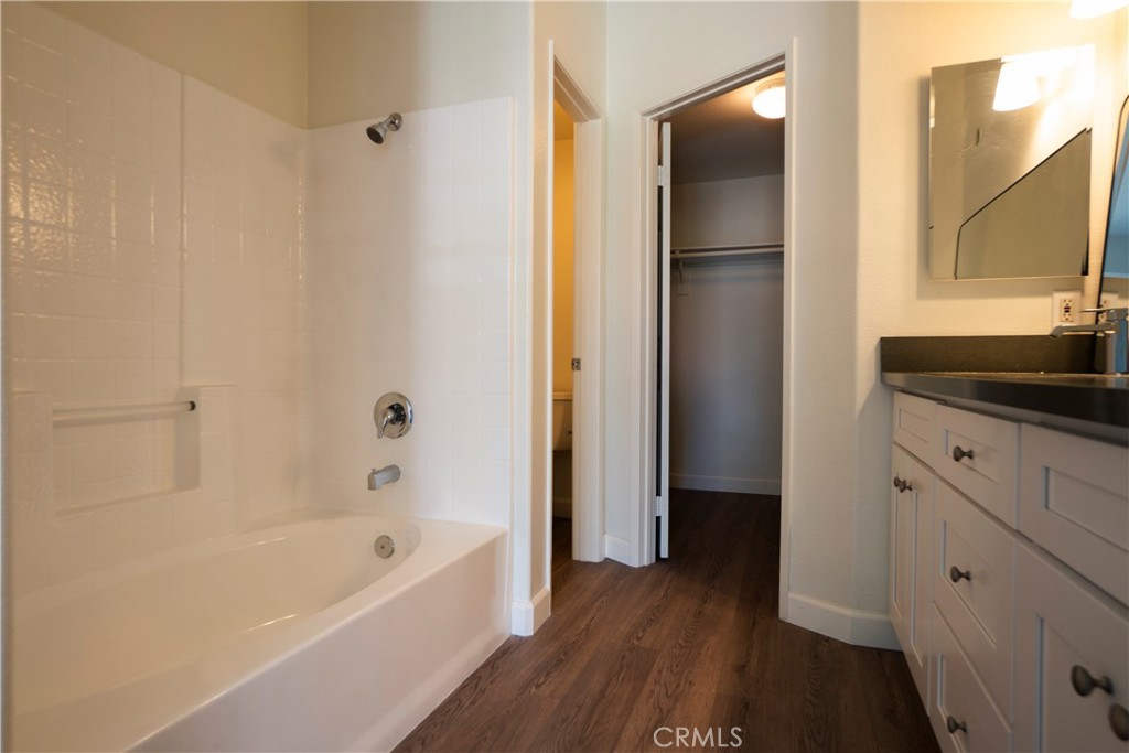 Anaheim Hills, California, 92808, United States, 2 Bedrooms Bedrooms, ,3 BathroomsBathrooms,Residential,For Sale,1856129