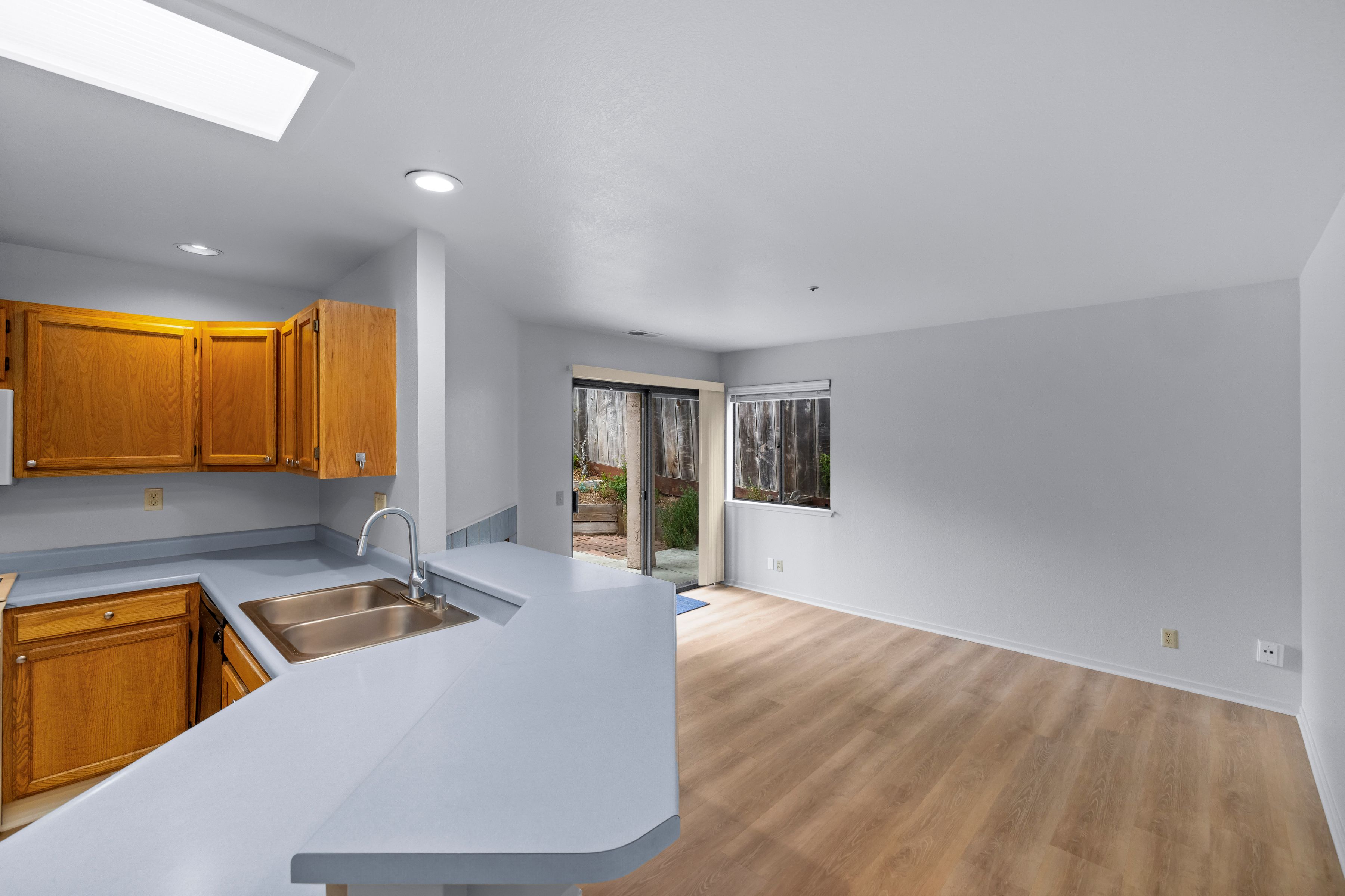  1140 Kimberly Court, Seaside - 物件實景