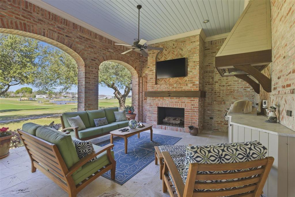 Lake Charles, Louisiana, 70605, United States, 4 Bedrooms Bedrooms, ,6 BathroomsBathrooms,Residential,For Sale,2032229
