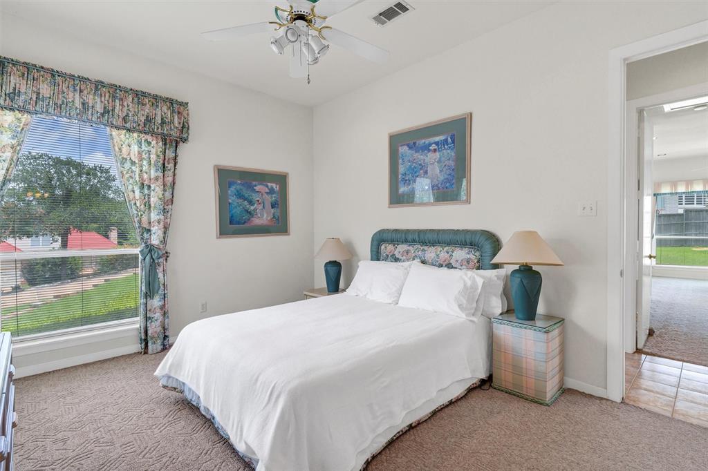 Arlington, Texas, 76006, United States, 4 Bedrooms Bedrooms, ,5 BathroomsBathrooms,Residential,For Sale,1976961