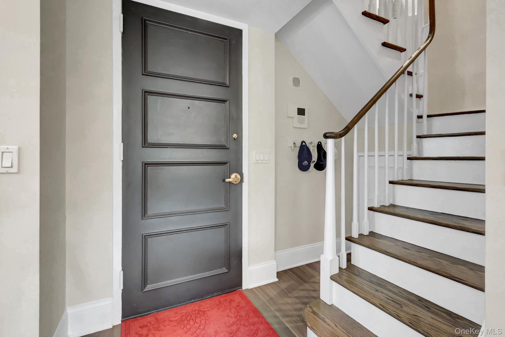  111 Cherry Valley Avenue, Garden City, NY, 11530 - 物件實景