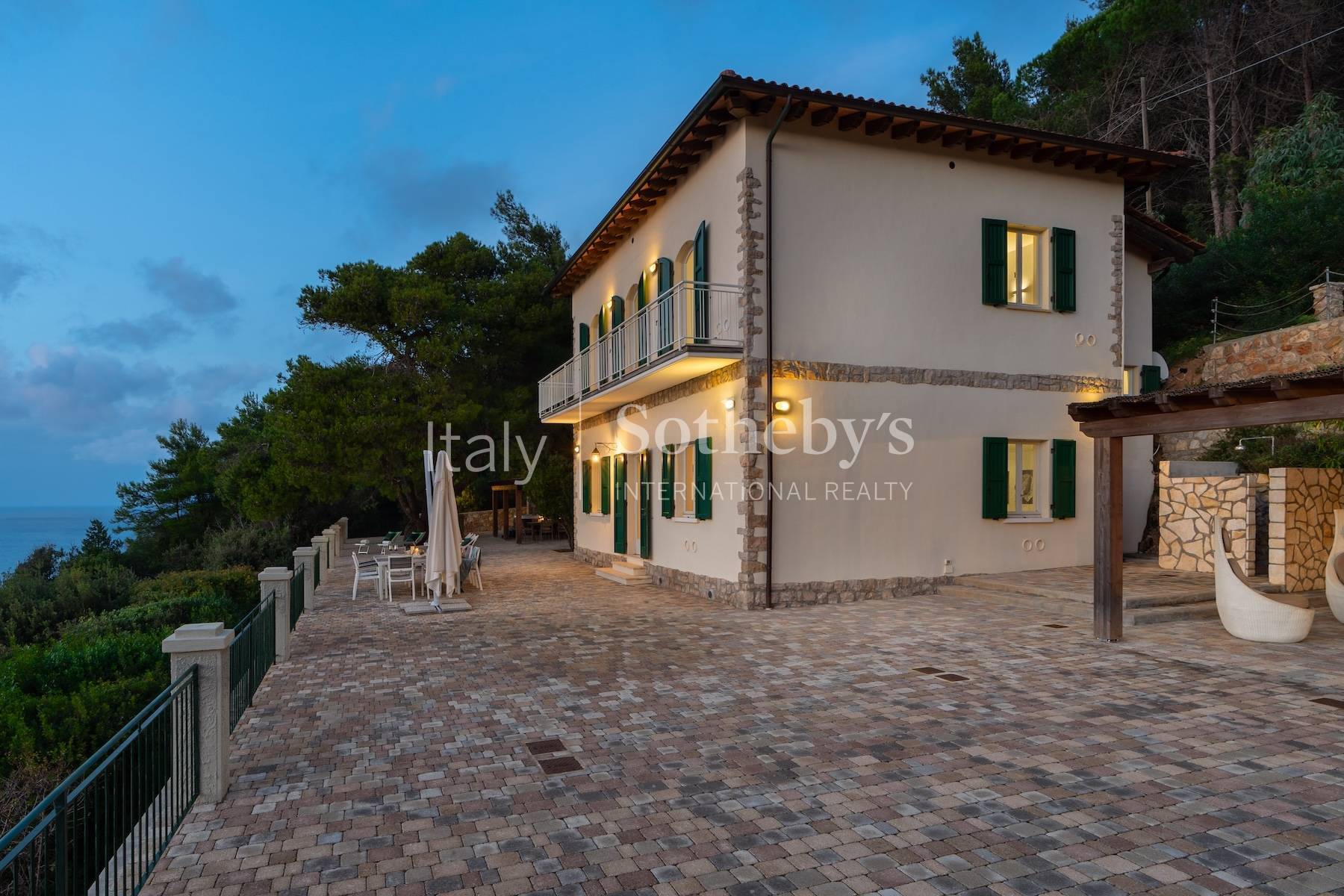  Elegant Villa with Panoramic Sea Views - 物件實景