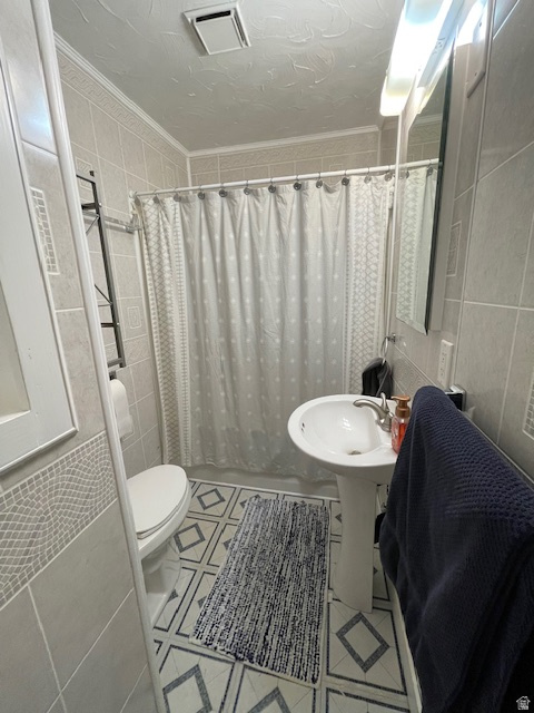 South Jordan, Utah, 84095, United States, 5 Bedrooms Bedrooms, ,3 BathroomsBathrooms,Residential,For Sale,1988282