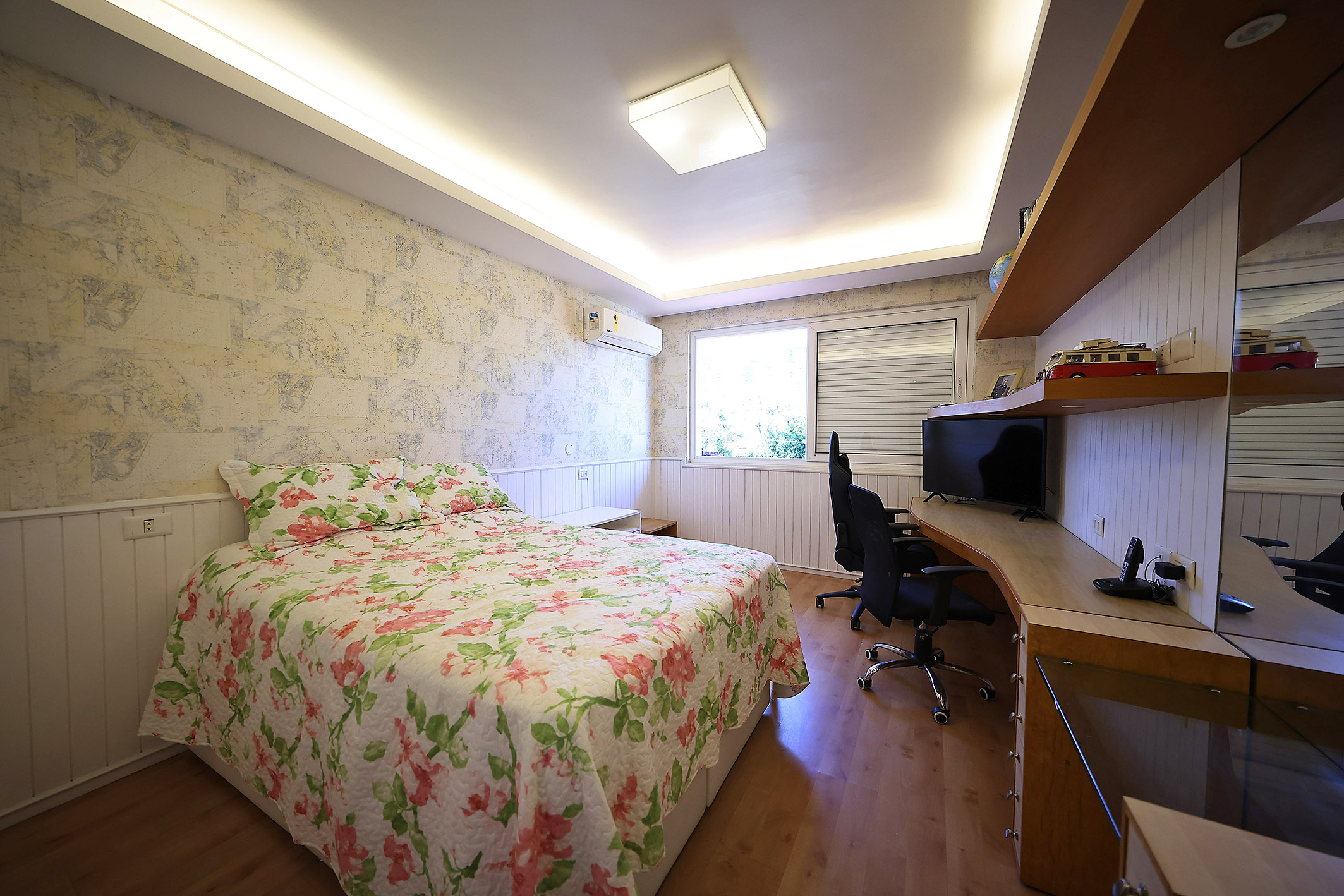  House with a pool and gourmet area in Condomínio Santa Helena - 物件實景
