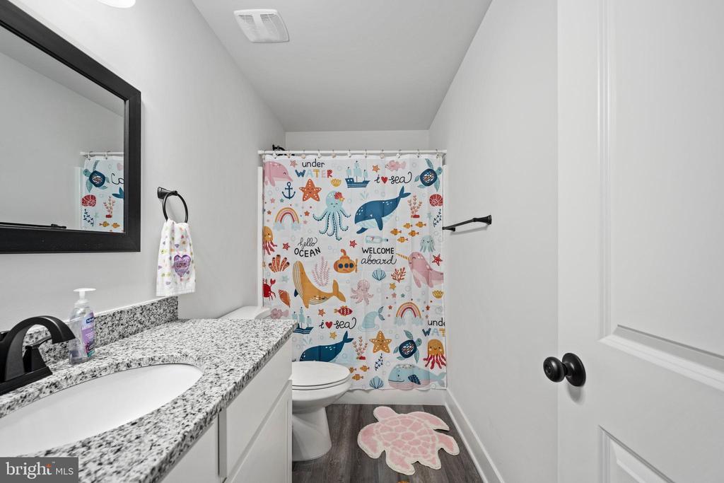 Colonial Beach, Virginia, 22443, United States, 4 Bedrooms Bedrooms, ,3 BathroomsBathrooms,Residential,For Sale,1917593