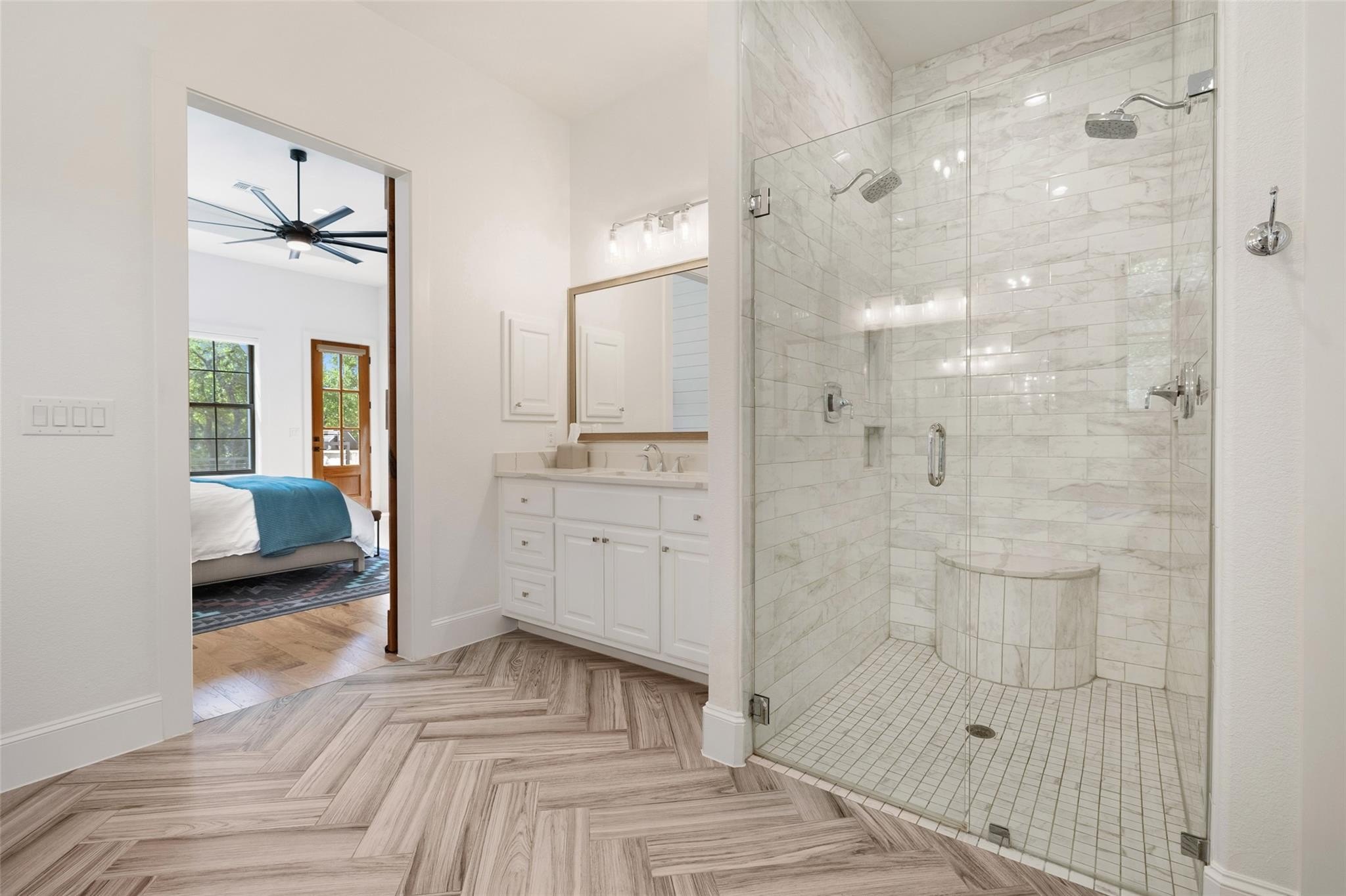 Georgetown, Texas, 78633, United States, 4 Bedrooms Bedrooms, ,5 BathroomsBathrooms,Residential,For Sale,1798285
