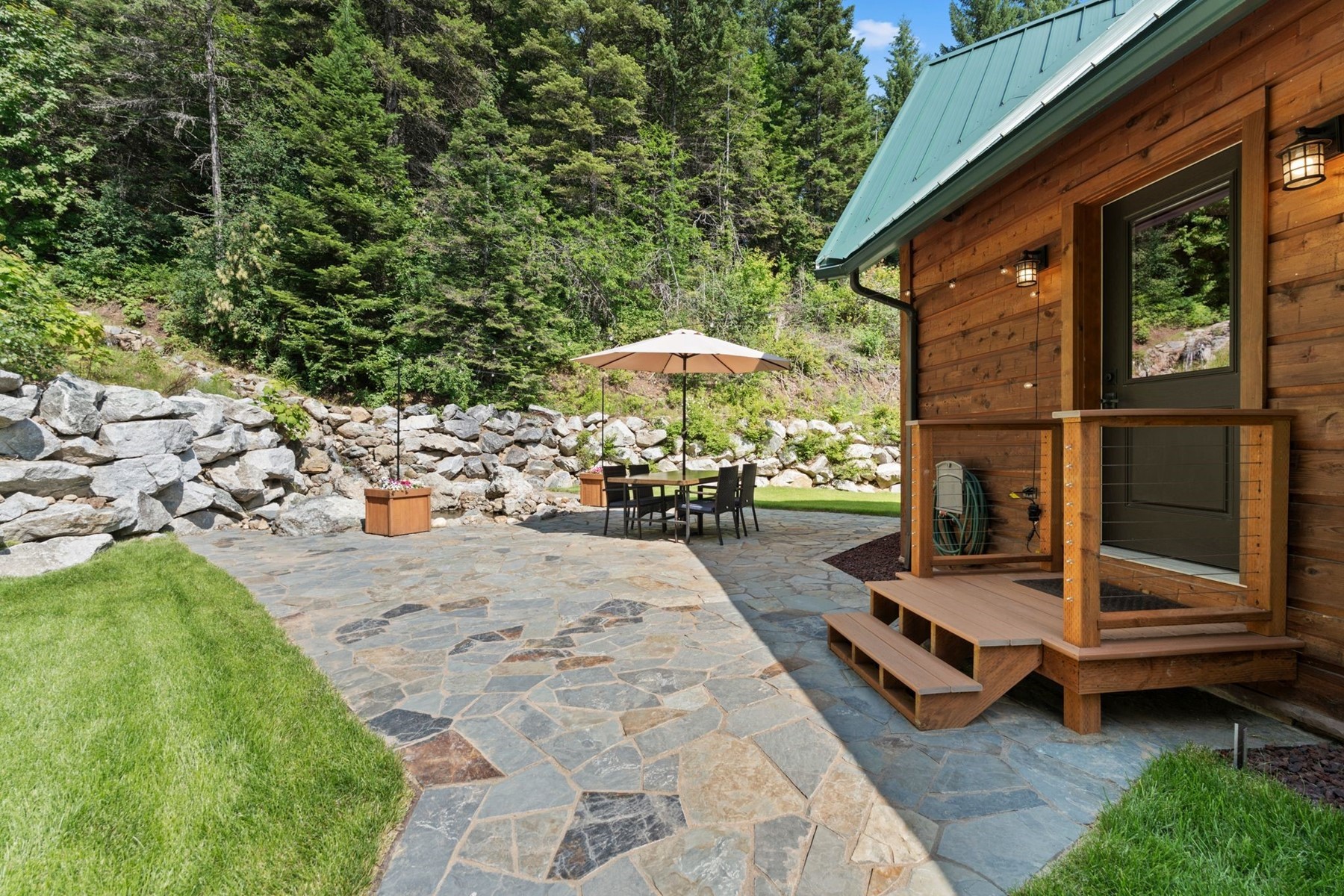  Green Home & apartment on 30 Acres - 物件實景