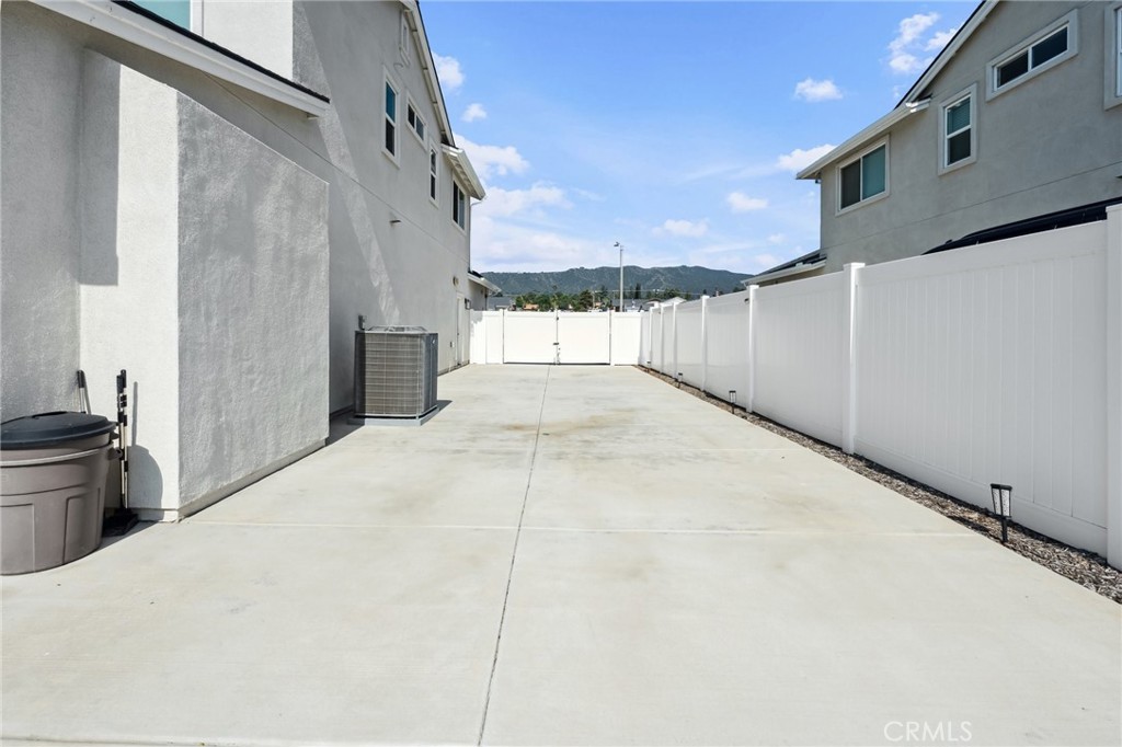 Yucaipa, California, 92399, United States, 4 Bedrooms Bedrooms, ,4 BathroomsBathrooms,Residential,For Sale,1847637