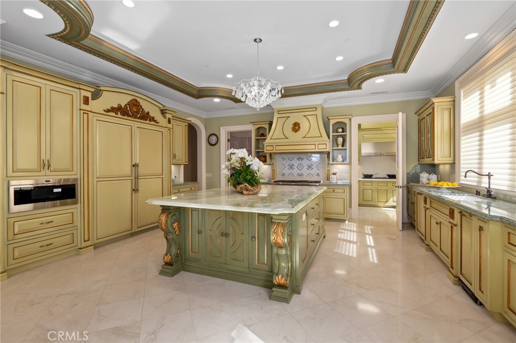 Bradbury, California, 91008, United States, 10 Bedrooms Bedrooms, ,14 BathroomsBathrooms,Residential,For Sale,1932542