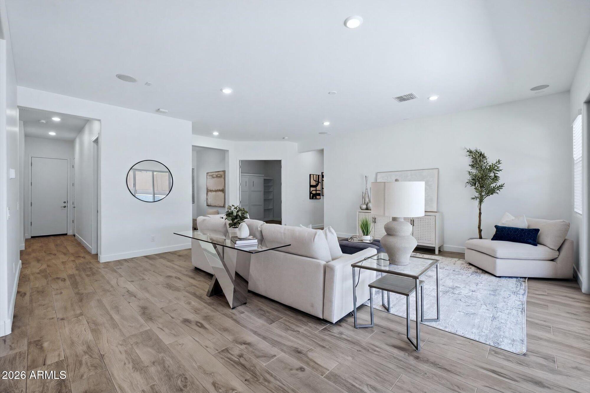 2525 East Pleasant Lane, Phoenix, AZ 85042 - 物件實景