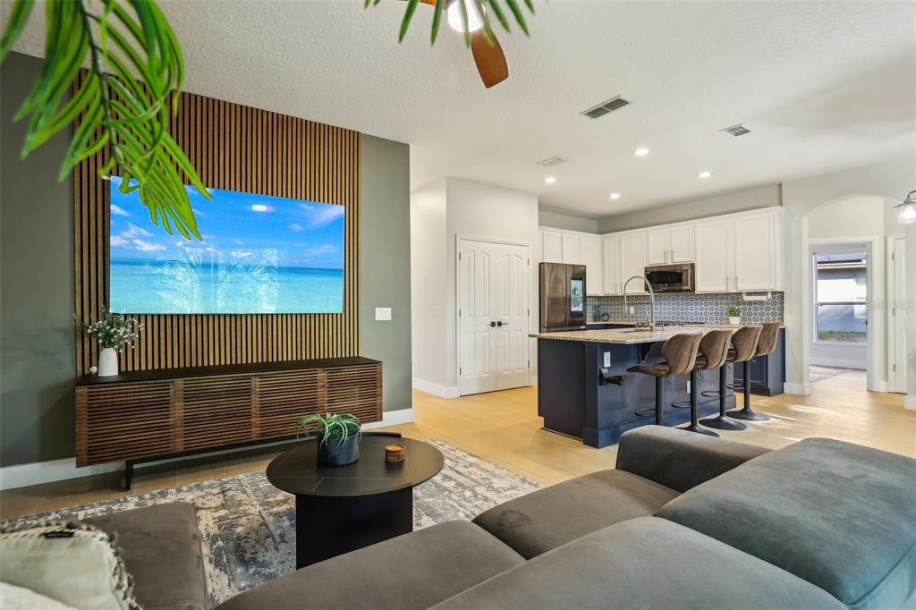Sorrento, Florida, 32776, United States, 4 Bedrooms Bedrooms, ,3 BathroomsBathrooms,Residential,For Sale,1778326
