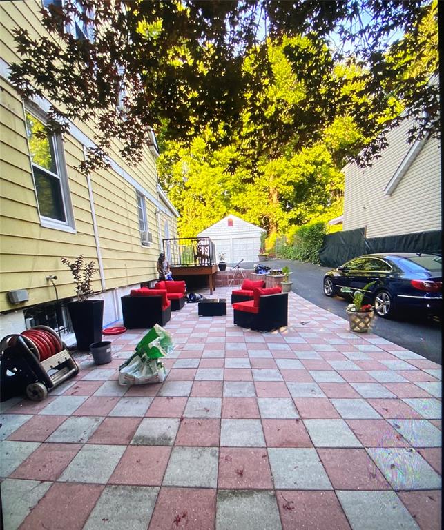 Yonkers, New York, 10710, United States, 3 Bedrooms Bedrooms, ,2 BathroomsBathrooms,Residential,For Sale,1982503