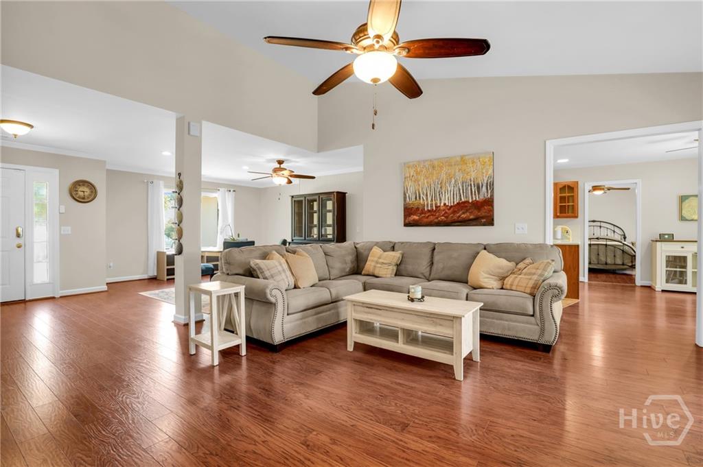 Savannah, Georgia, 31410, United States, 3 Bedrooms Bedrooms, ,2 BathroomsBathrooms,Residential,For Sale,1921952