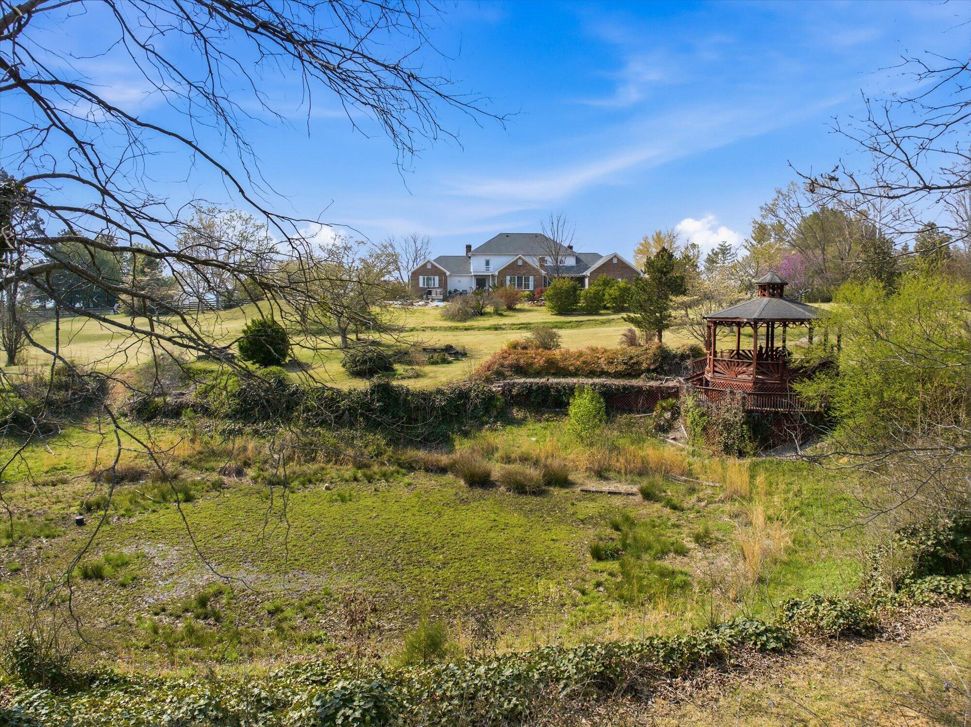 Athens, Tennessee, 37303, United States, 4 Bedrooms Bedrooms, ,4 BathroomsBathrooms,Residential,For Sale,2031458