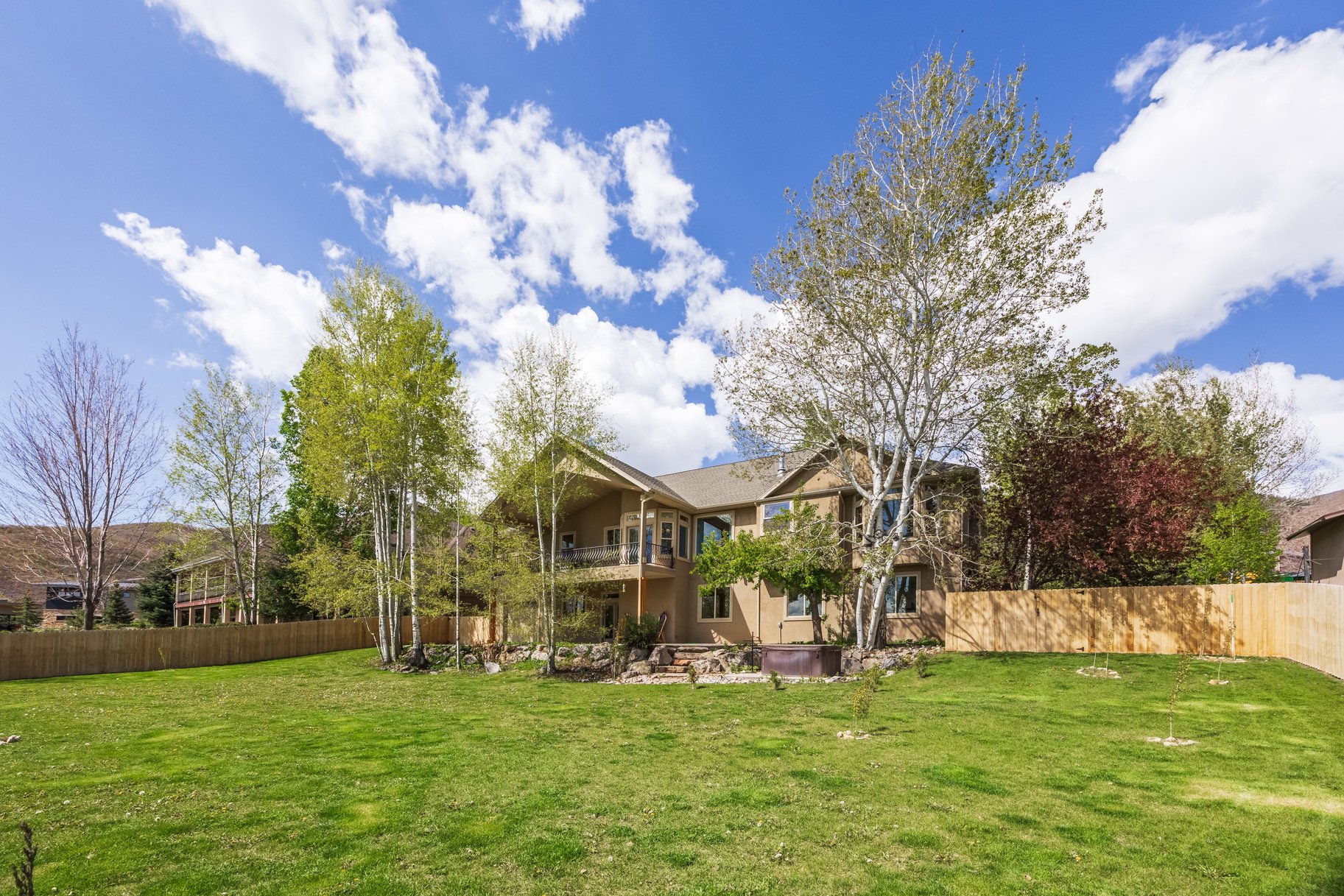  5 Bedroom Home in Midway with Valley Views - 物件實景