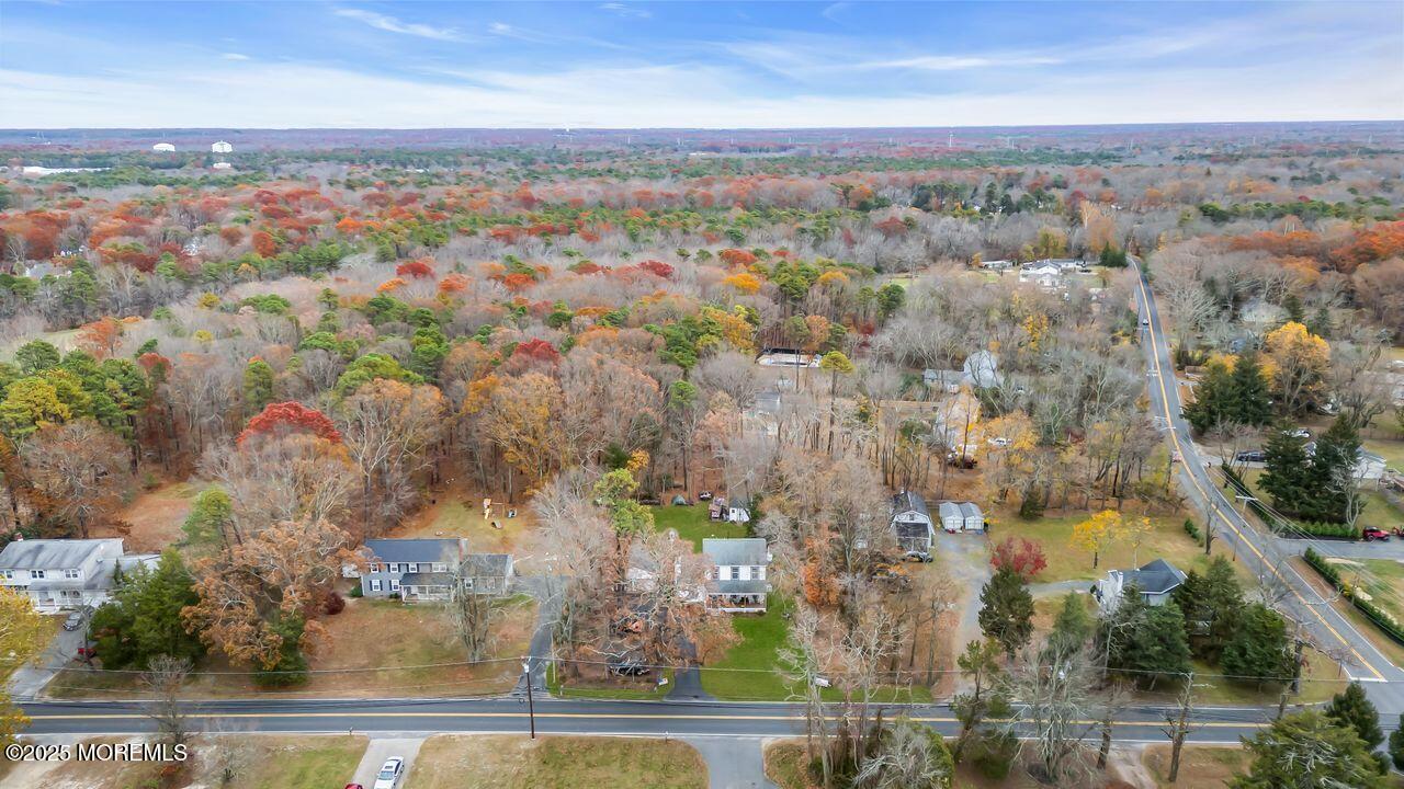 Howell, New Jersey, 07731, United States, 3 Bedrooms Bedrooms, ,3 BathroomsBathrooms,Residential,For Sale,2000438