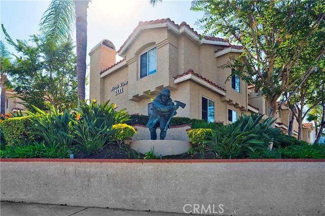 Brea, California, 92821, United States, 2 Bedrooms Bedrooms, ,3 BathroomsBathrooms,Residential,For Sale,1963215