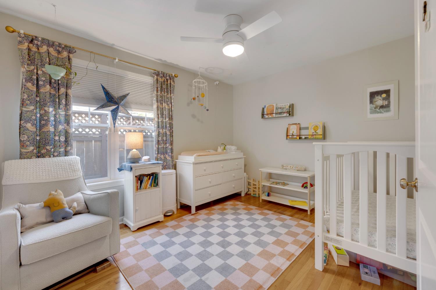 Sacramento, California, 95819, United States, 3 Bedrooms Bedrooms, ,2 BathroomsBathrooms,Residential,For Sale,1949743