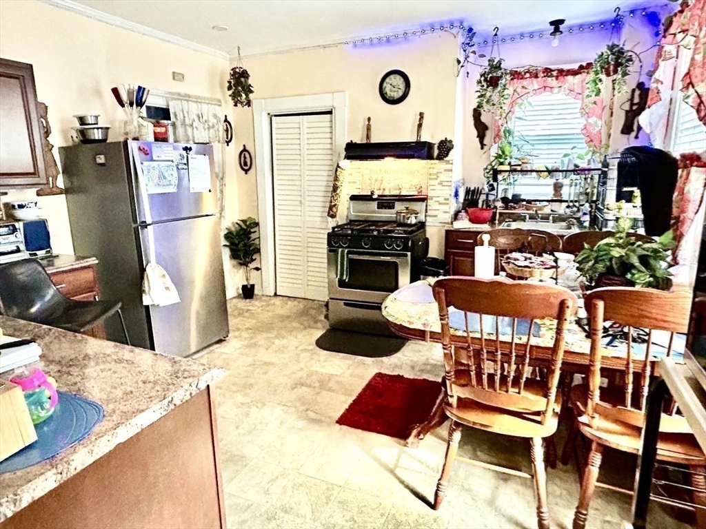 Lynn, Massachusetts, 01902, United States, 9 Bedrooms Bedrooms, ,3 BathroomsBathrooms,Residential,For Sale,1989600