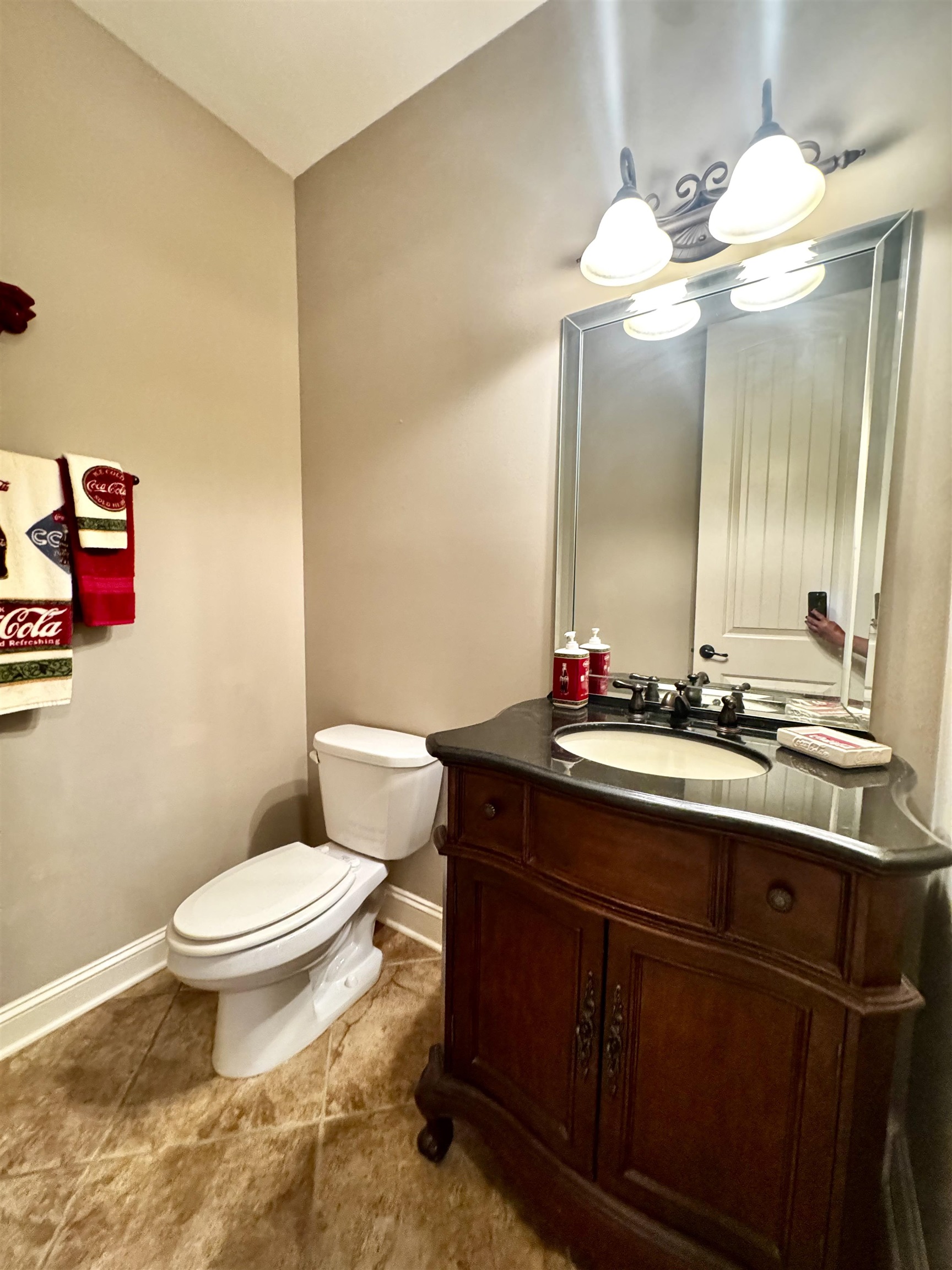 Eads, Tennessee, 38028, United States, 4 Bedrooms Bedrooms, ,4 BathroomsBathrooms,Residential,For Sale,1984184