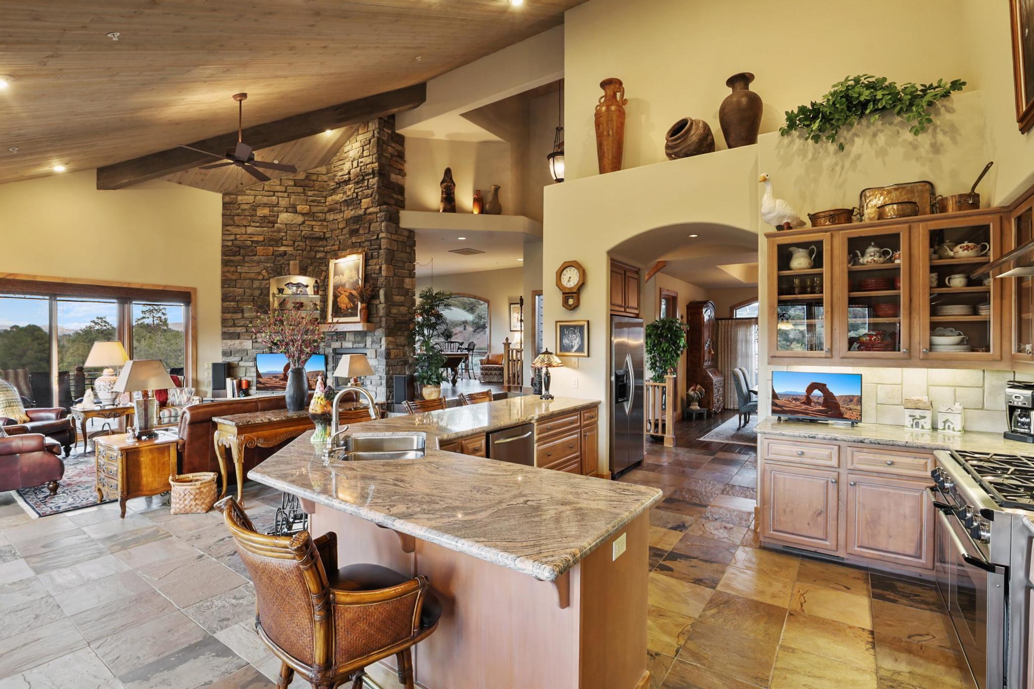 Payson, Arizona, 85541, United States, 4 Bedrooms Bedrooms, ,3 BathroomsBathrooms,Residential,For Sale,1848921