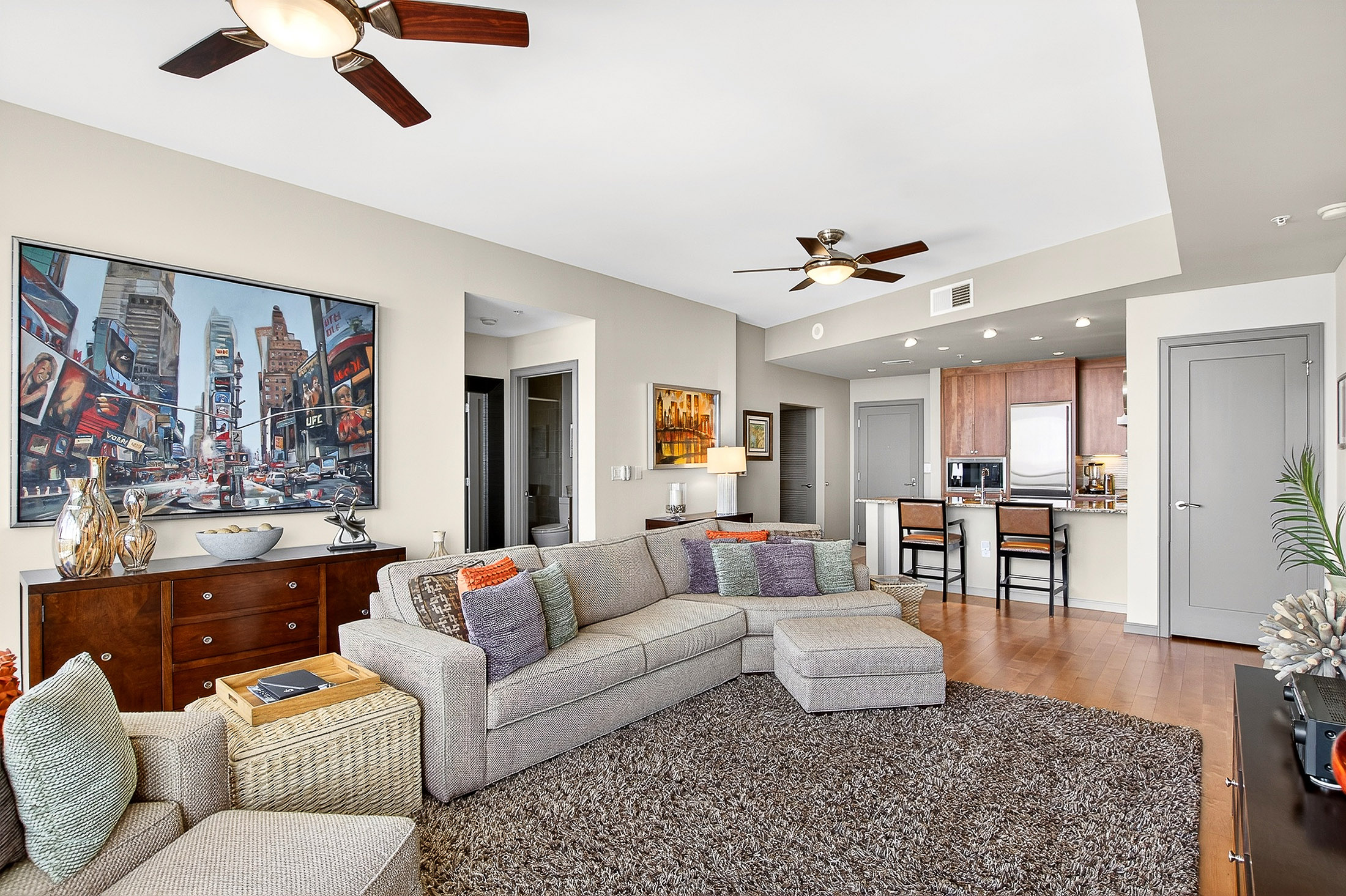  Immaculate Two Bedroom with Dedicated Office/Den at Sought-after Terminus - 物件實景