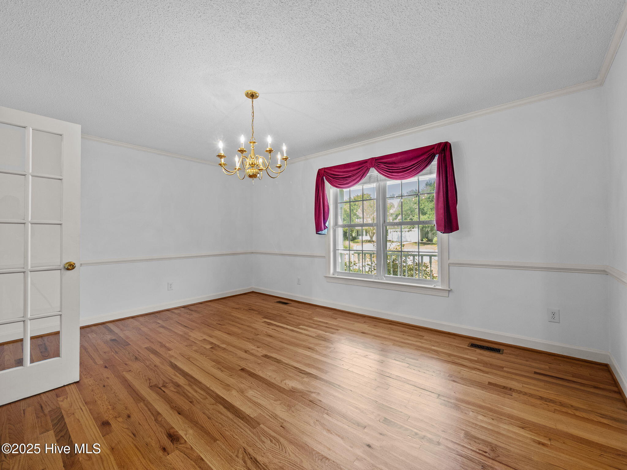 Cedar Point, North Carolina, 28584, United States, 3 Bedrooms Bedrooms, ,2 BathroomsBathrooms,Residential,For Sale,1957404