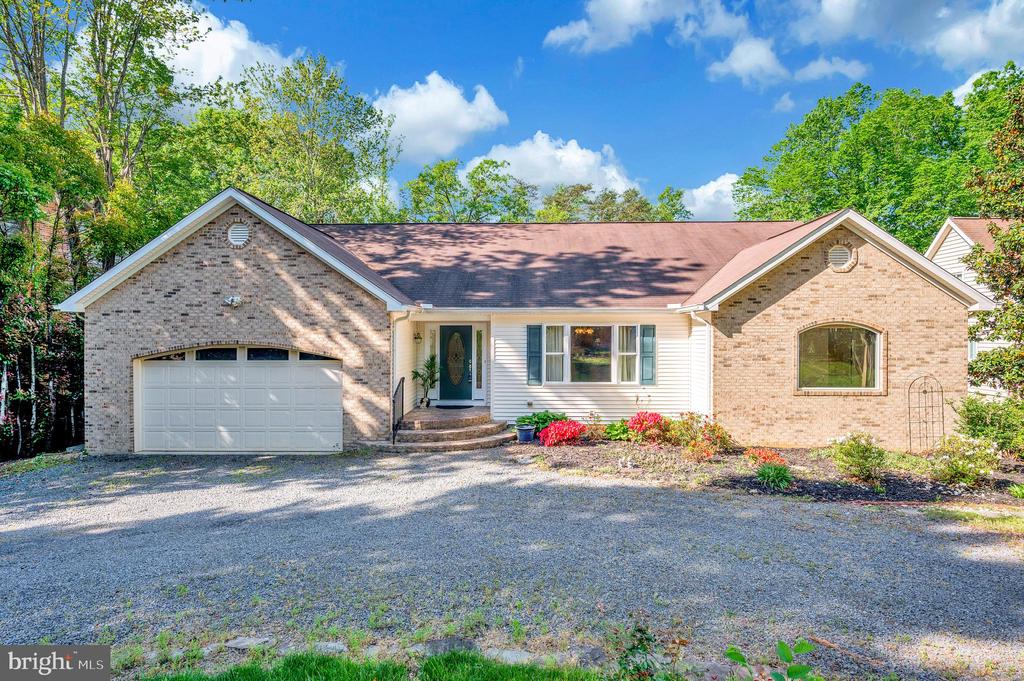 Locust Grove, Virginia, 22508, United States, 4 Bedrooms Bedrooms, ,4 BathroomsBathrooms,Residential,For Sale,1810650