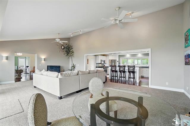 MONROE, Michigan, 48161, United States, 4 Bedrooms Bedrooms, ,4 BathroomsBathrooms,Residential,For Sale,1827211