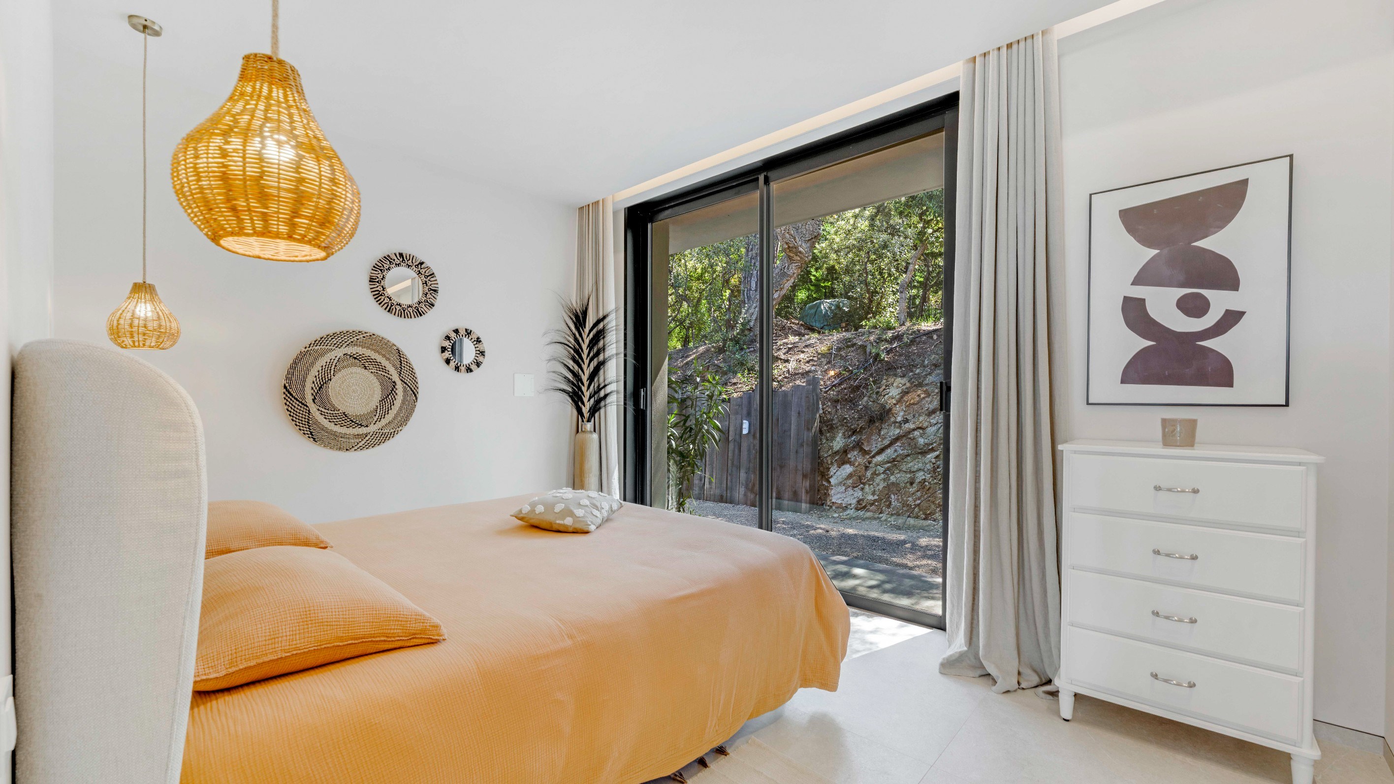  New contemporary villa with panoramic sea views in Sainte-Maxime near Saint-Tro… - 物件實景