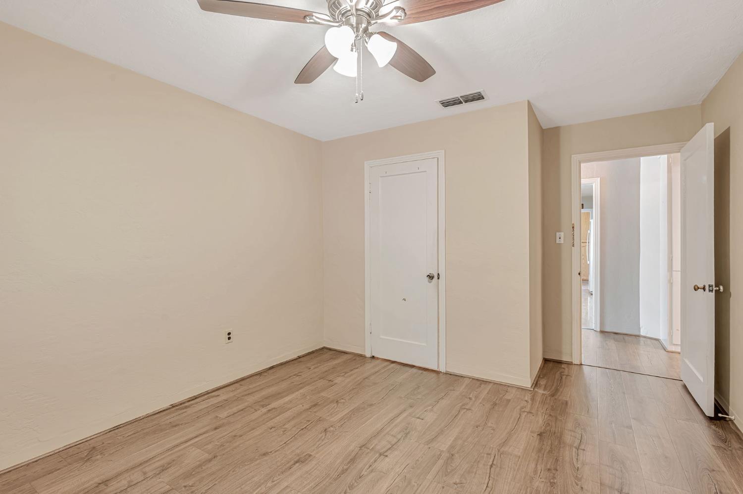 Modesto, California, 95350, United States, 3 Bedrooms Bedrooms, ,2 BathroomsBathrooms,Residential,For Sale,1927258