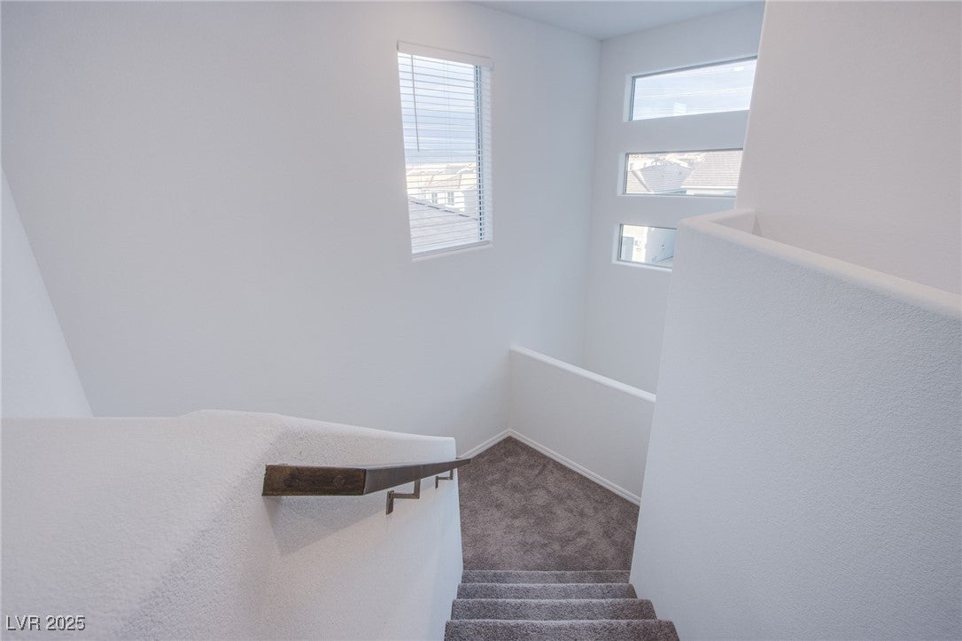 Las Vegas, Nevada, 89141, United States, 5 Bedrooms Bedrooms, ,3 BathroomsBathrooms,Residential,For Sale,1978122