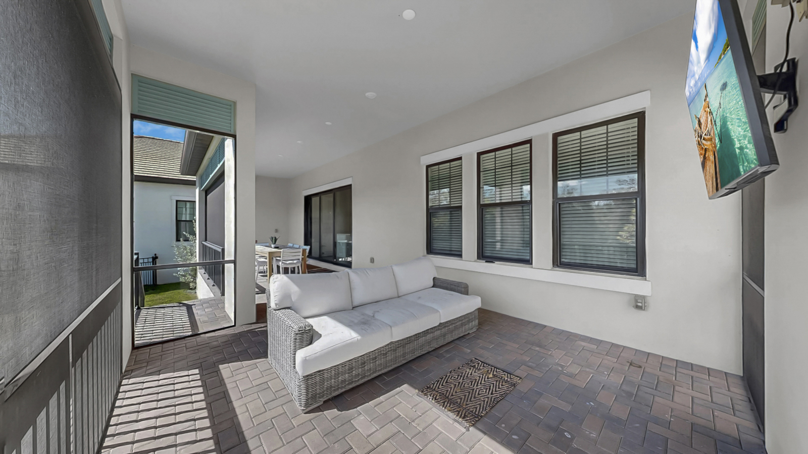 Ruskin, Florida, 33570, United States, 3 Bedrooms Bedrooms, ,3 BathroomsBathrooms,Residential,For Sale,1974253