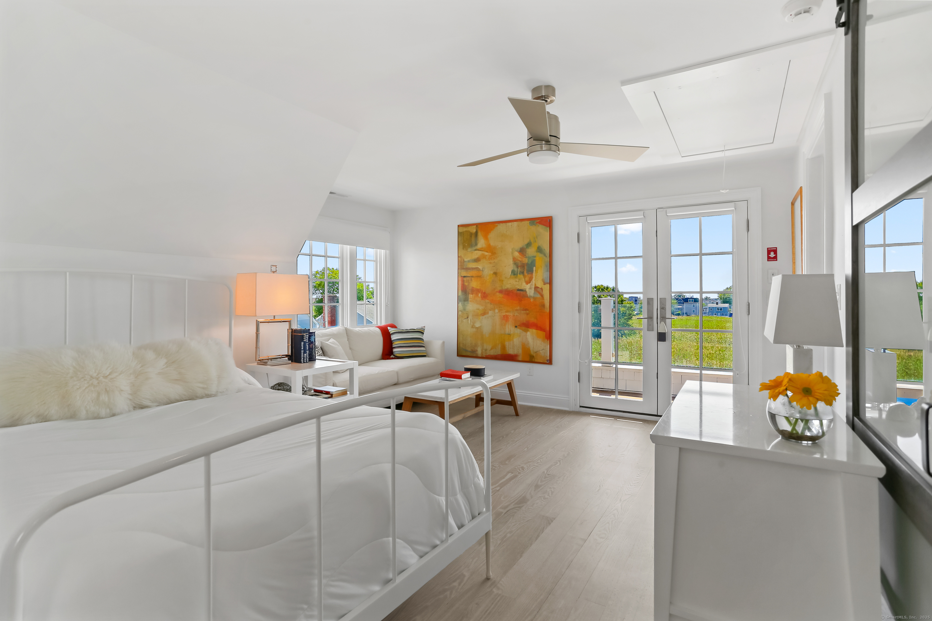 Fairfield, Connecticut, 06824, United States, 4 Bedrooms Bedrooms, ,5 BathroomsBathrooms,Residential,For Sale,1941072
