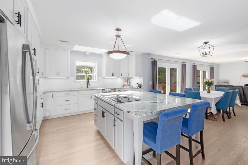 Fredericksburg, Virginia, 22407, United States, 4 Bedrooms Bedrooms, ,4 BathroomsBathrooms,Residential,For Sale,1849962