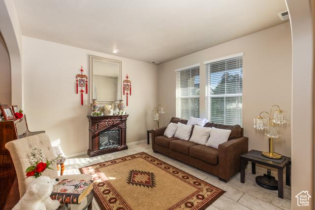 North Salt Lake, Utah, 84054, United States, 5 Bedrooms Bedrooms, ,3 BathroomsBathrooms,Residential,For Sale,1980632