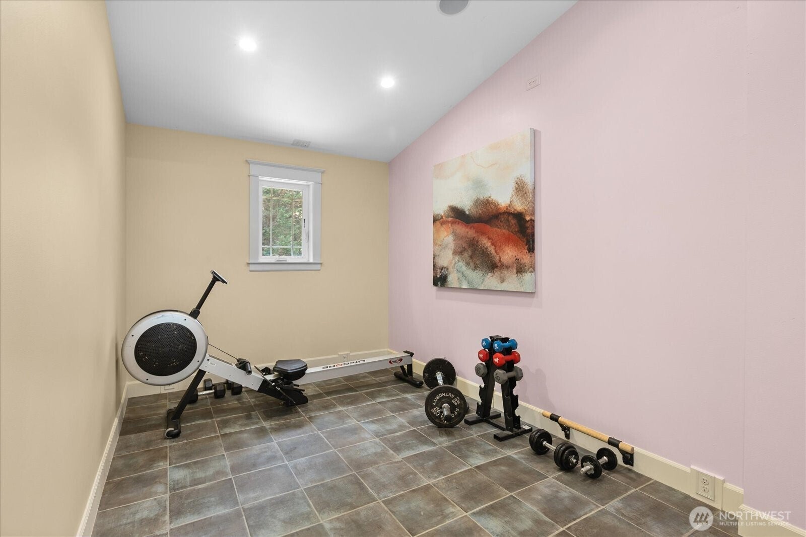 Woodinville, Washington, 98072, United States, 4 Bedrooms Bedrooms, ,2 BathroomsBathrooms,Residential,For Sale,1979397