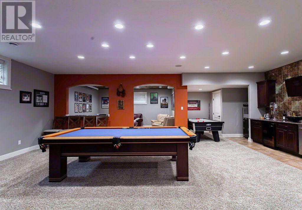 WAINWRIGHT, Alberta, T9W 0A6, CA, 4 Bedrooms Bedrooms, ,5 BathroomsBathrooms,Residential,For Sale,1838525