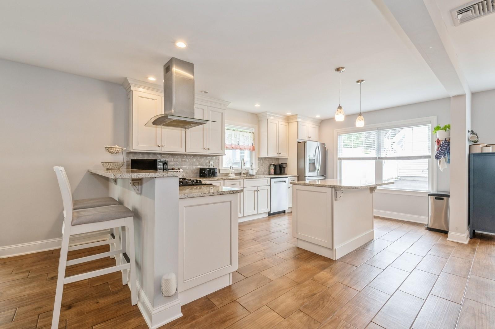 Nesconset, New York, 11767, United States, 3 Bedrooms Bedrooms, ,3 BathroomsBathrooms,Residential,For Sale,1837640