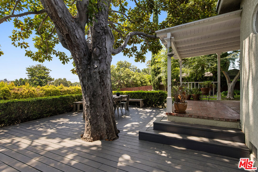 Los Angeles, California, 90031, United States, 2 Bedrooms Bedrooms, ,1 BathroomBathrooms,Residential,For Sale,1942306