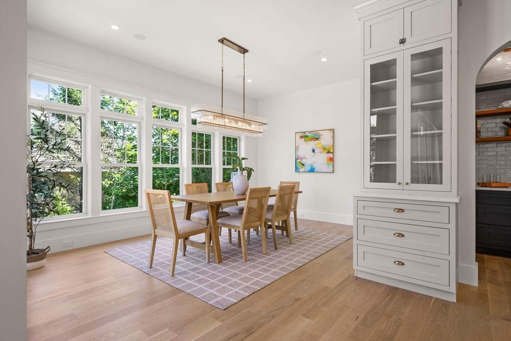 Hingham, Massachusetts, 02043, United States, 5 Bedrooms Bedrooms, ,6 BathroomsBathrooms,Residential,For Sale,1994867