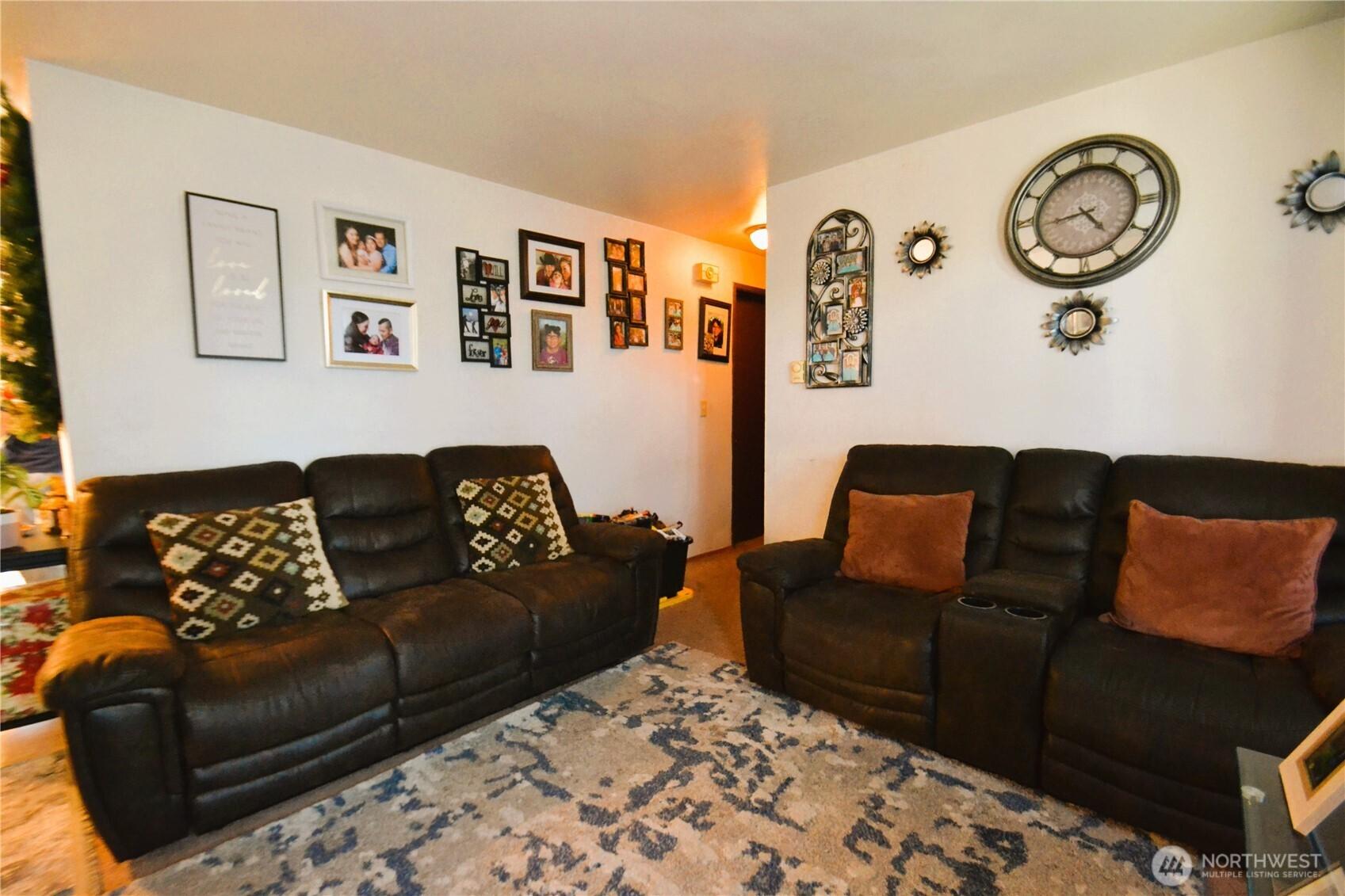 SEATTLE, Washington, 98106, United States, ,Residential,For Sale,1875654