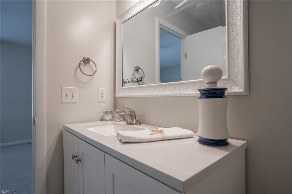 Virginia Beach, Virginia, 23455, United States, 3 Bedrooms Bedrooms, ,4 BathroomsBathrooms,Residential,For Sale,1921851
