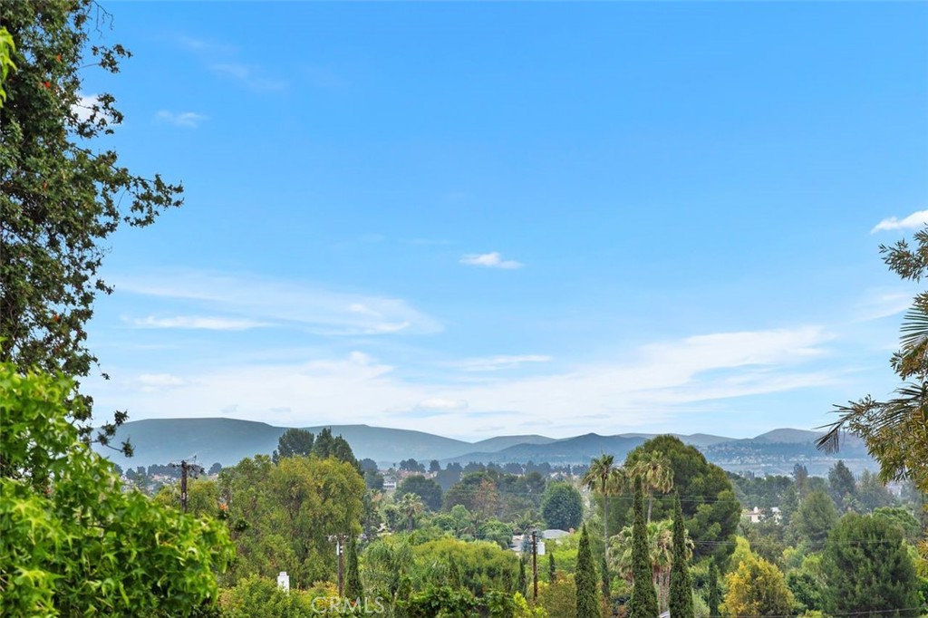 Yorba Linda, California, 92886, United States, 5 Bedrooms Bedrooms, ,3 BathroomsBathrooms,Residential,For Sale,1847322