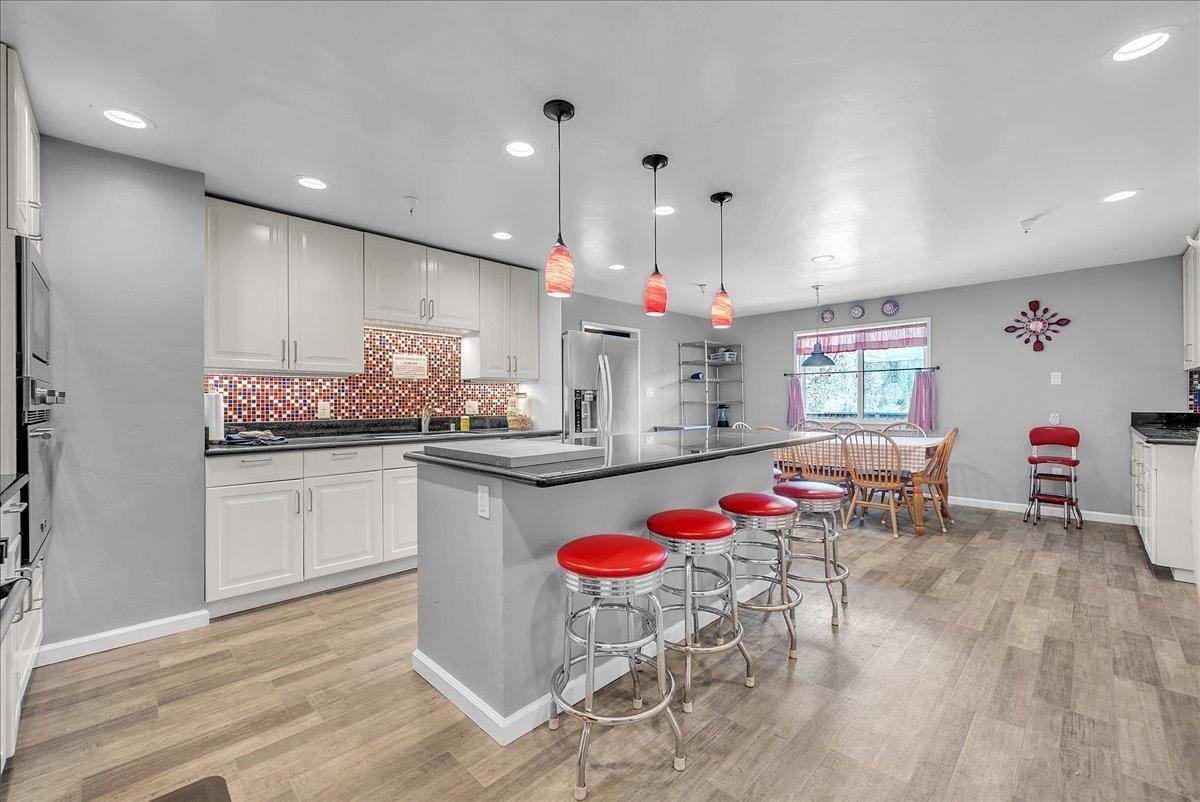 Nevada City, California, 95959, United States, 2 Bedrooms Bedrooms, ,3 BathroomsBathrooms,Residential,For Sale,1887439
