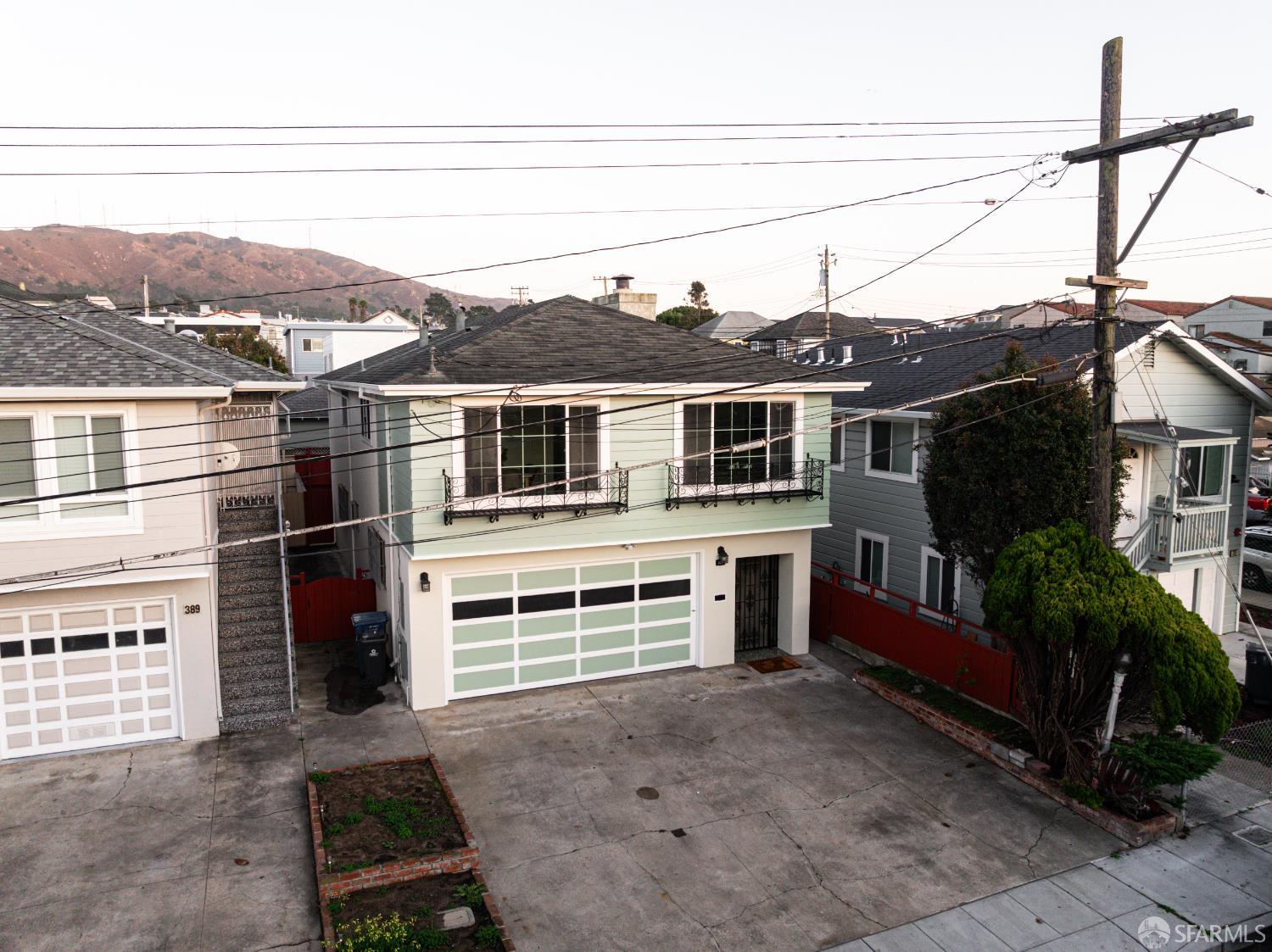 Daly City, California, 94014, United States, 4 Bedrooms Bedrooms, ,3 BathroomsBathrooms,Residential,For Sale,1992853