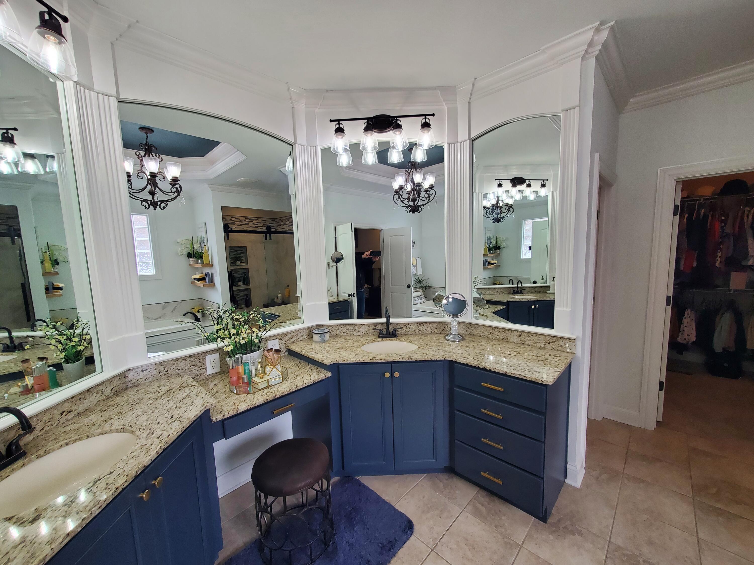 Lexington, Kentucky, 40509, United States, 6 Bedrooms Bedrooms, ,4 BathroomsBathrooms,Residential,For Sale,1785062