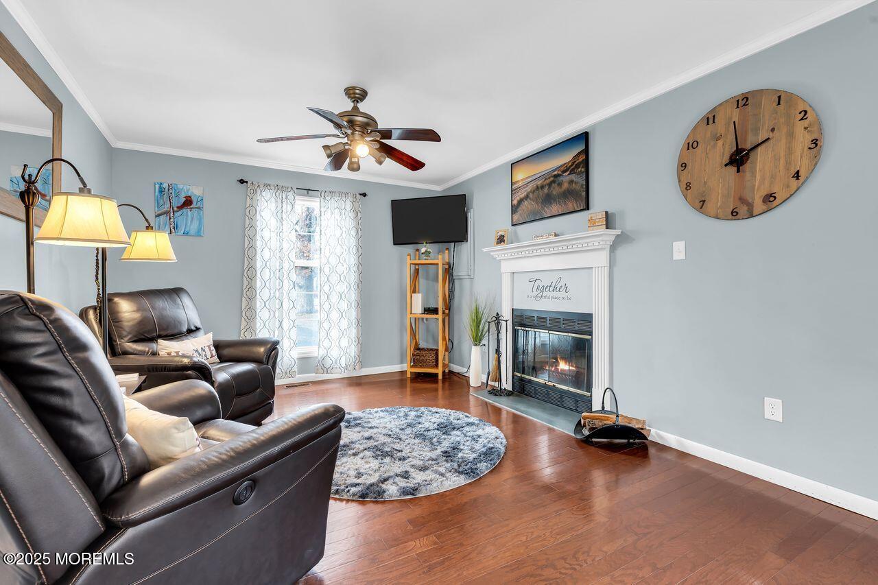 Howell, New Jersey, 07731, United States, 3 Bedrooms Bedrooms, ,3 BathroomsBathrooms,Residential,For Sale,2000438